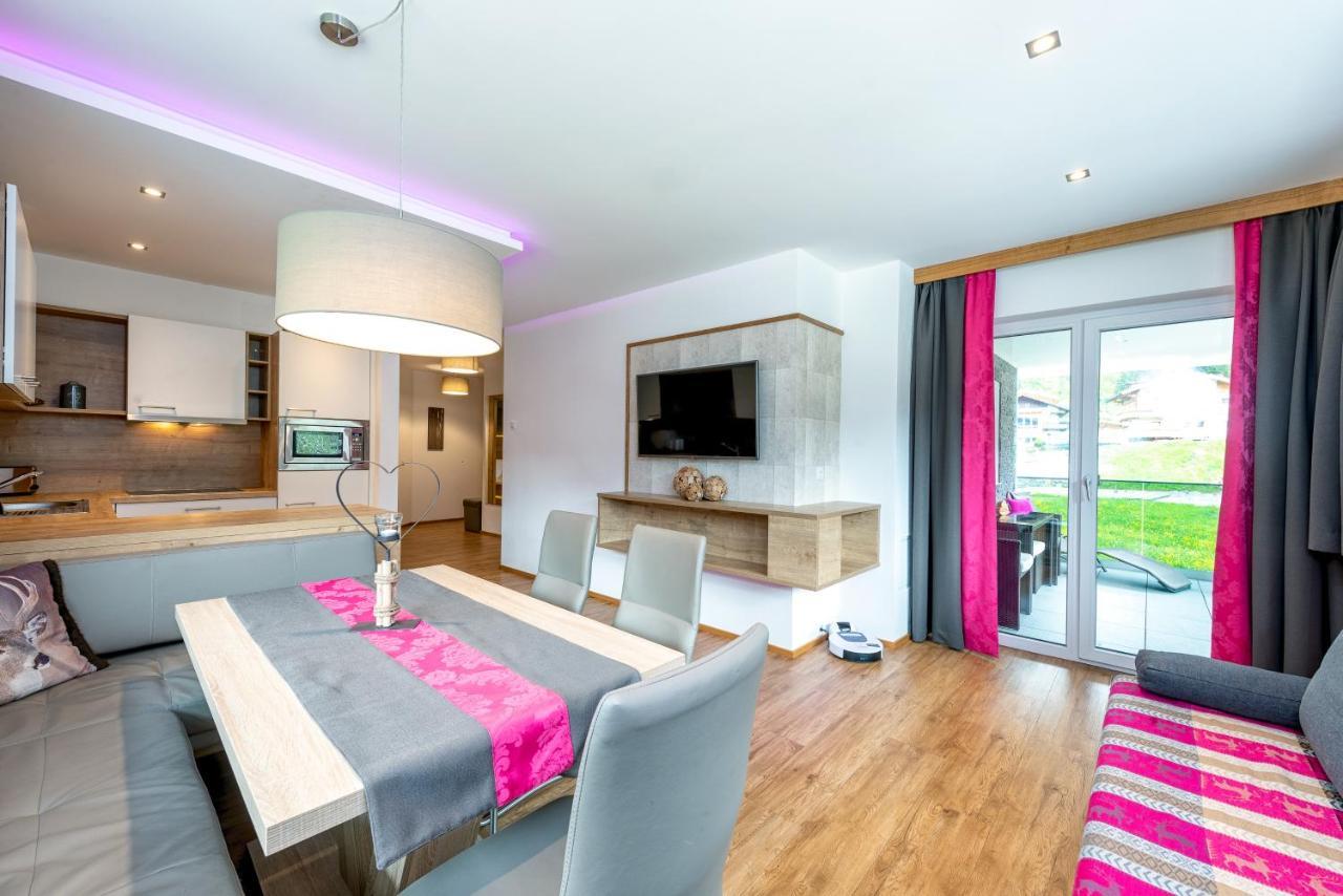 Apartart Apartment Mayrhofen Bagian luar foto